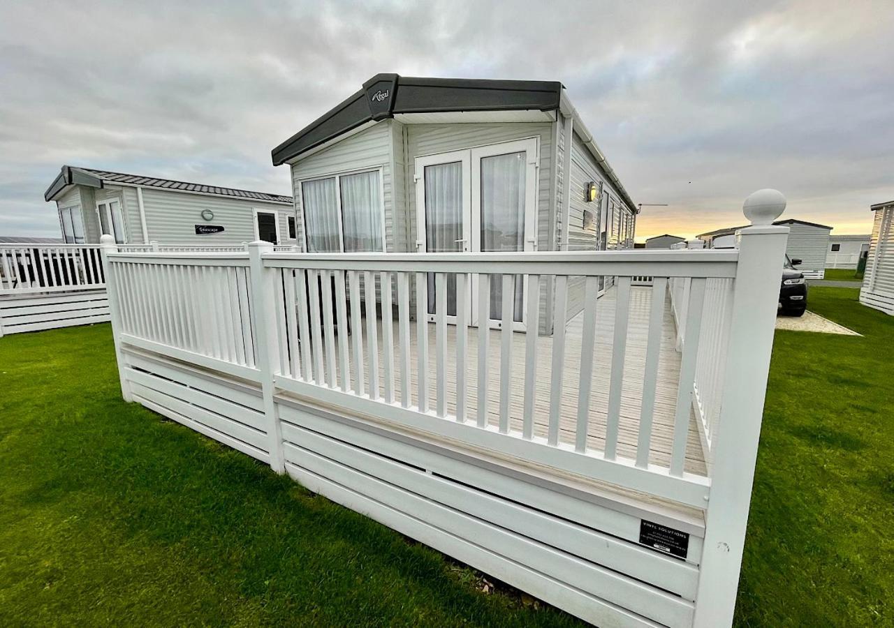 Luxury 3 bedroom caravan between Perranporth&Newquay, Cornwall New Quay Buitenkant foto