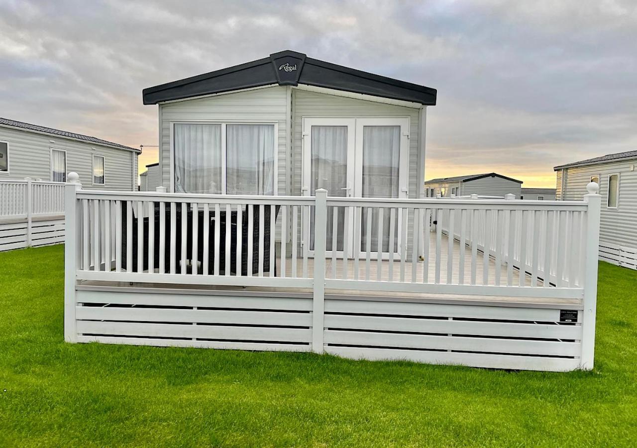 Luxury 3 bedroom caravan between Perranporth&Newquay, Cornwall New Quay Buitenkant foto
